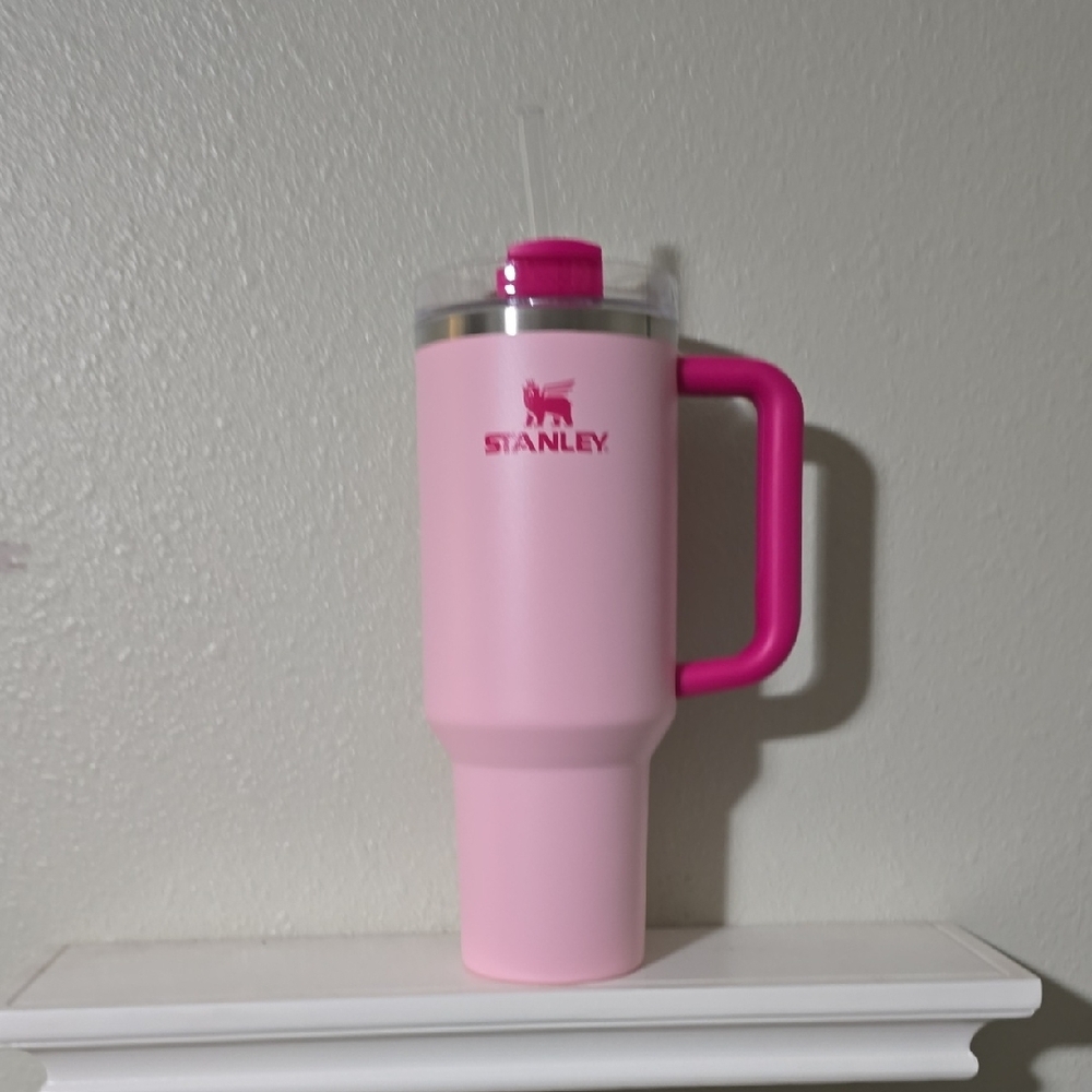 Stanley Pink Tumbler with Handle 40oz
